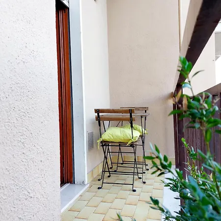 Da Marzia Apartament LʼAquila